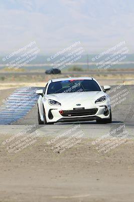 media/Sep-15-2024-Speed Ventures (Sun) [[7a54f7ed2f]]/Yellow Group/Session 1 (Outside Grapevine)/